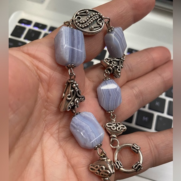 Artisan Made Pale Blue Lace Agate Silver Bali Beads Bracelet Toggle Clasp 8.25” - Picture 11 of 11